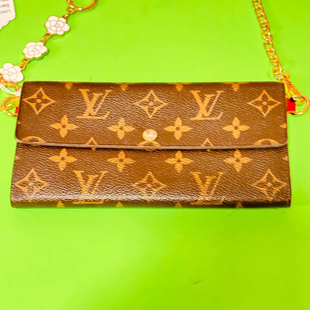 Louis Vuitton Brown Monogram Sarah long bifold wallet this is Labeled feature - Picture 2 of 15